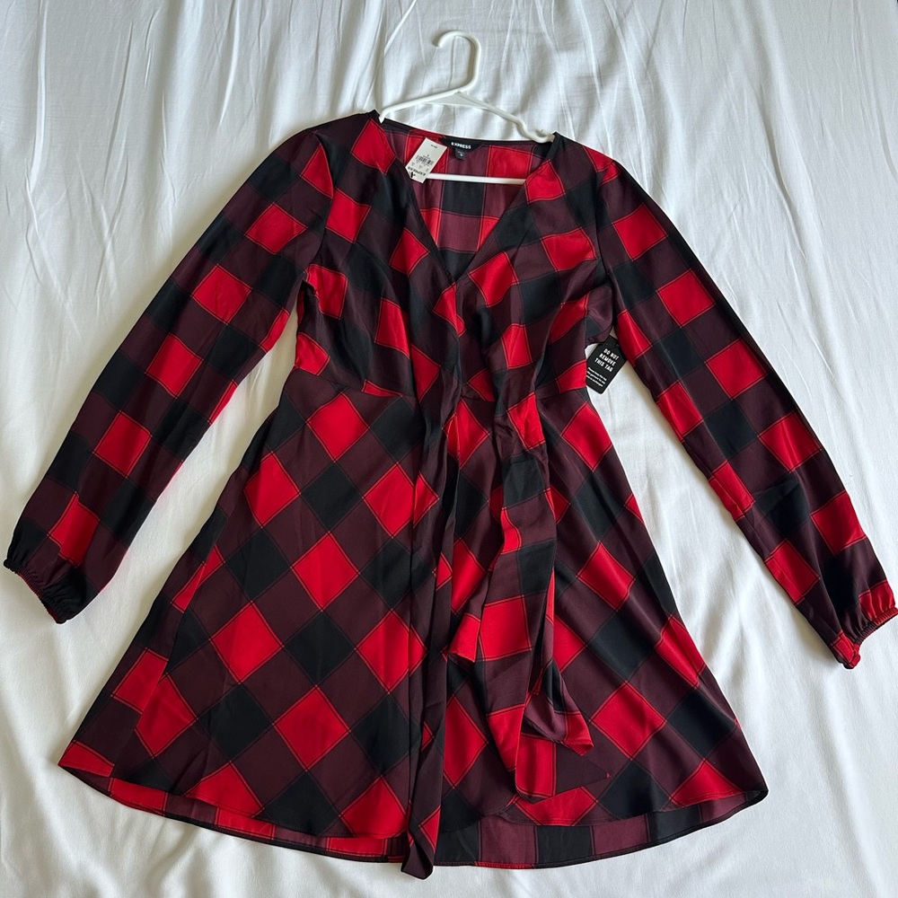 Express Sz M Buffalo Plaid Tie Wrap Dress Long Sleeve Red Black Brown Plaid
